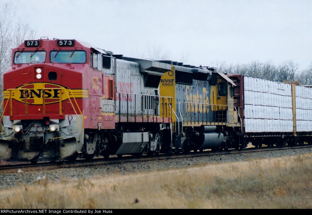 BNSF 573 East